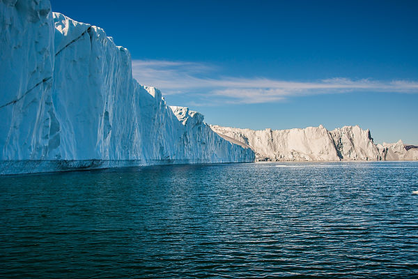 Photo d'icebergs flottants à Ilulisat