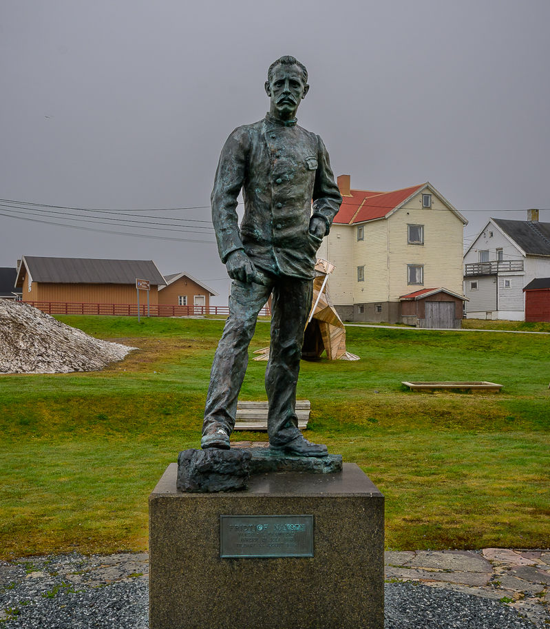 Photo de la statue de Fridtjof Nansen à Vardø