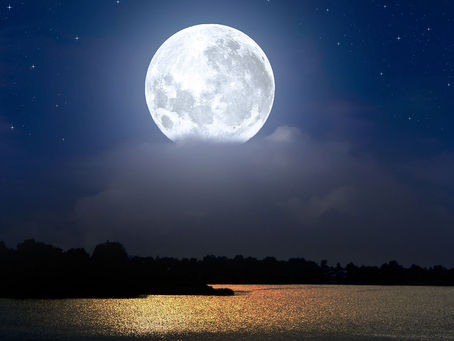 Tap into the abundance powers of the last super moon of 2020