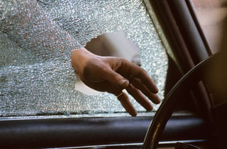 Stay safe with these smash-and-grab prevention tips