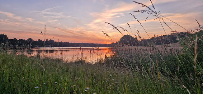 sonnenuntergang am see