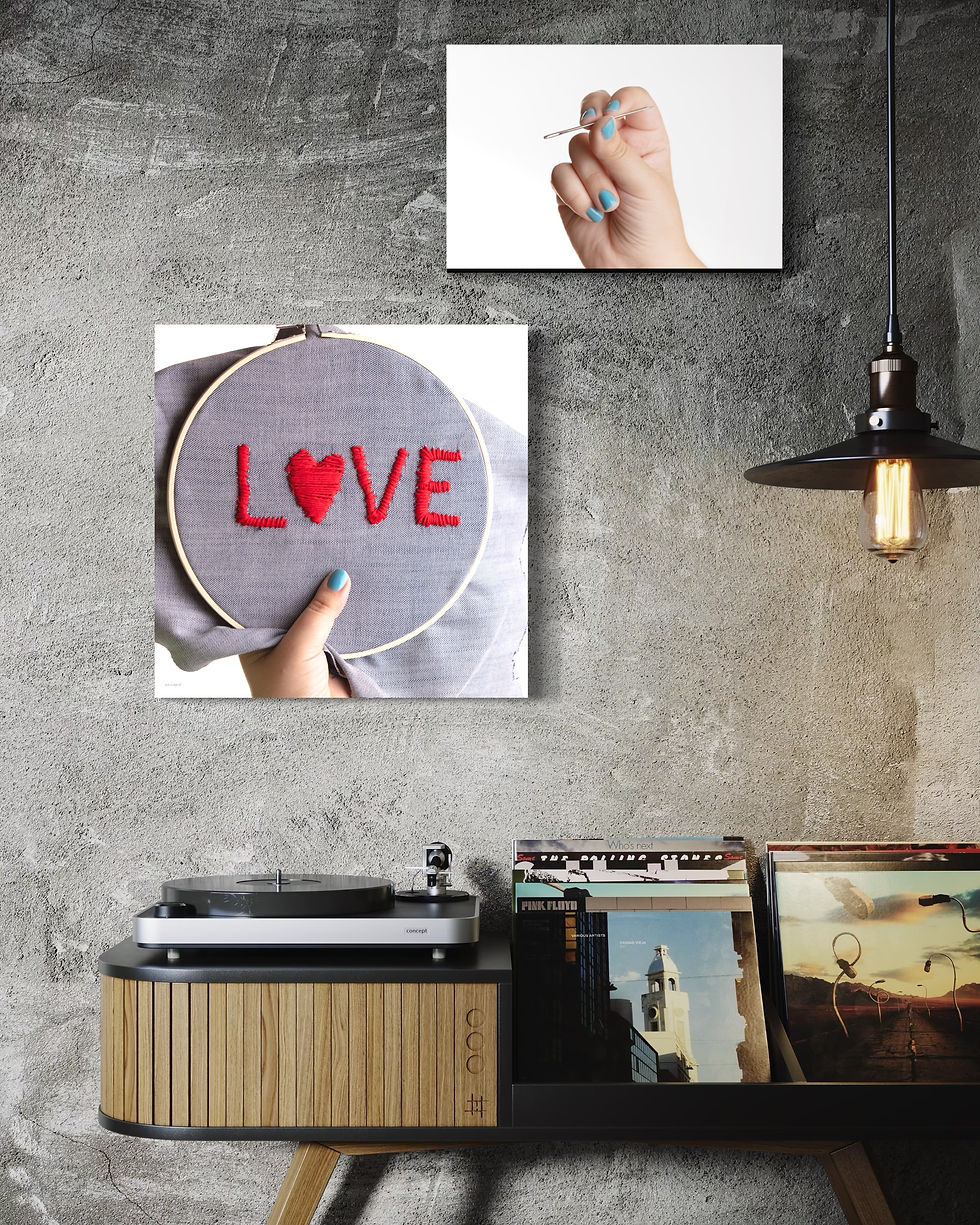 Thumbnail: set of 2 pictures on the wall