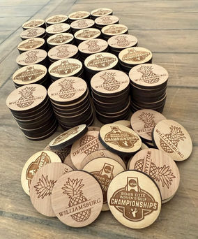 Double-sided engraved wood golf ball markers