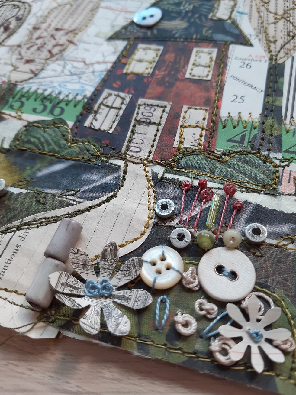 Thumbnail: Digital workshop Stitched collage 'HOME'