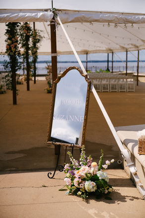 Madison wedding design by Indigo Moon Events
Madison wedding planner reception setup