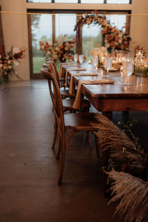 Oconomowoc Wisconsin wedding design by Indigo Moon Events
Milwaukee wedding planner reception setup Oconomowoc Wedding Coordinator Milwaukee Wedding Designer