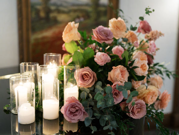 Milwaukee wedding design by Indigo Moon Events
Milwaukee wedding planner reception setup
Milwaukee wedding coordinator ceremony decorations