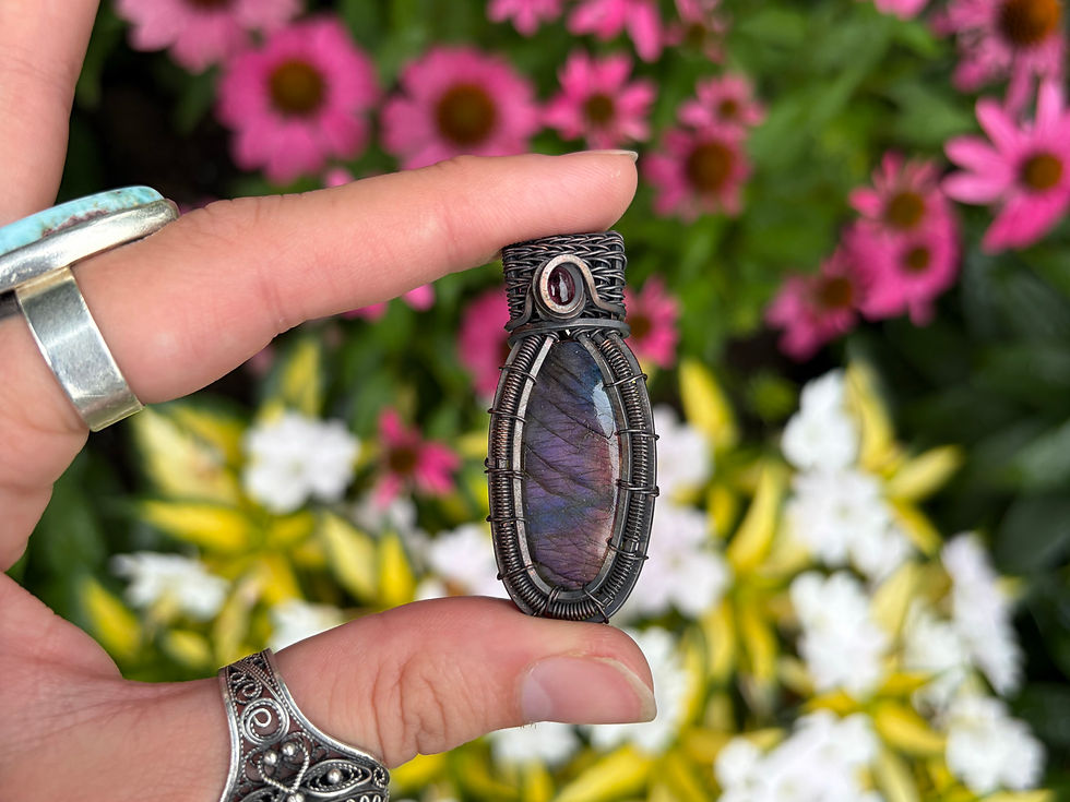 Thumbnail: Spectrolite Labradorite & tourmaline pendant 