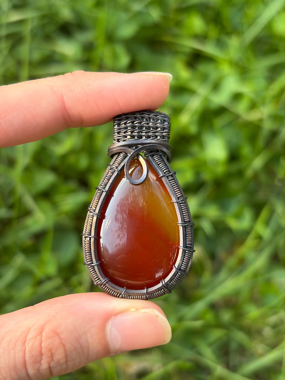 Thumbnail: Carnelian pendant 