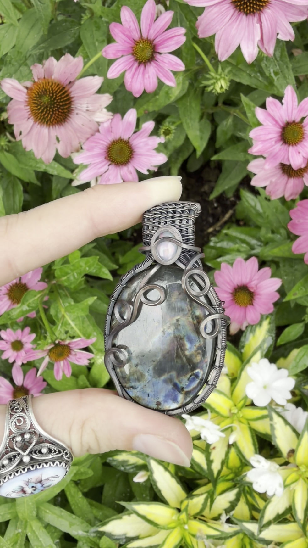 Thumbnail: Spectrolite Labradorite & Opal pendant 