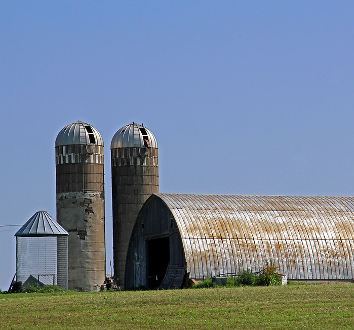 Metal farm building and silos along Rustic Road 3 in St. Croix County