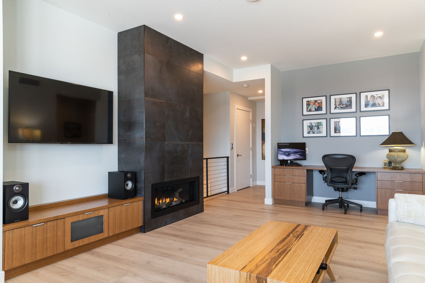 2830 outlook way-36.jpg