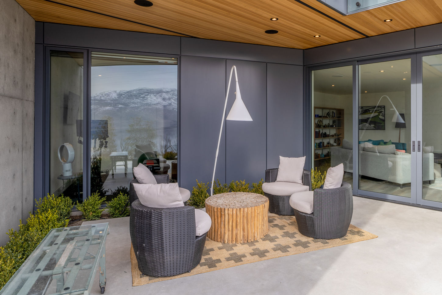 3985 beachview drive -34.jpg