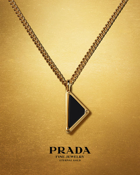 1080x1350_PRADA_JEWELS22_ANTHONY_COTSIFAS_GOLD_BKGD_LOGO_INSTORE_010.jpg