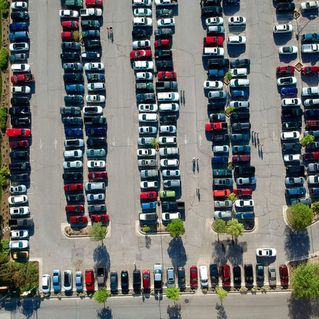 How Parking, Entry Flow, and Seating Affect the Entire Event 