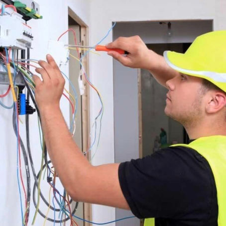Experienced Electricians in Abbotsford for Safe and Efficient Electrical Work
