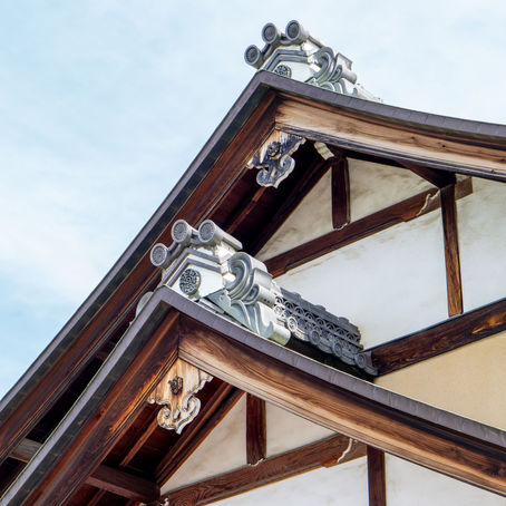 How Architectural Roof Upgrades Elevate Luxury Estates