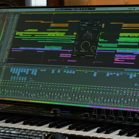 8 Music Visualizer Ideas for Promoting a New Song Online