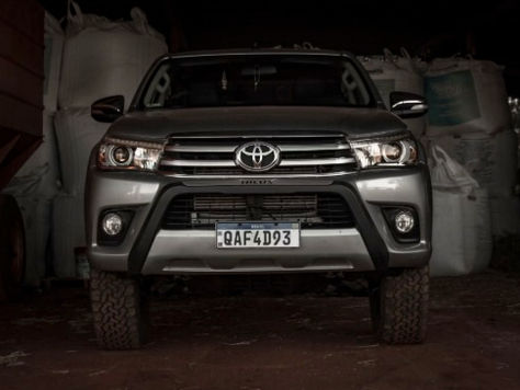 Toyota Hilux 4x4 Upgrade Guide: Accessories and Lift Kits