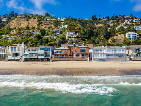 A Malibu Residence Of Substance & Elegance
