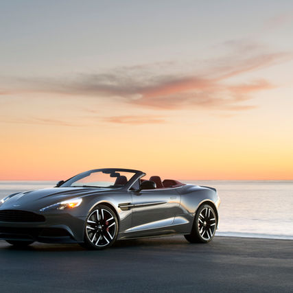 Aston Martin Vanquish Volante: 824 Horsepower, Open Air, V12 Perfection