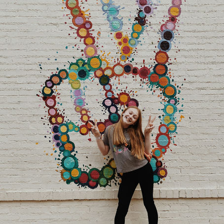 Top Creative Exercises for Middle School Art Education