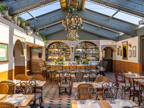 Bacari Opens its 10th Restaurant in Long Beach
