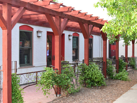 4 Ways Arvada Delivers Both Serenity and Upscale Living