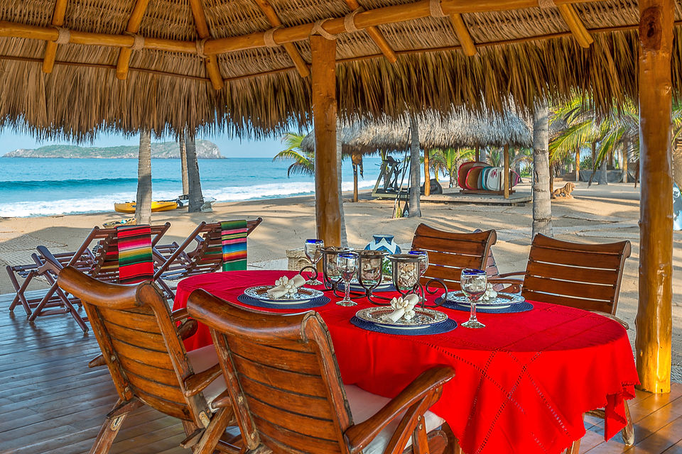 LasRosadas-DiningPalapa