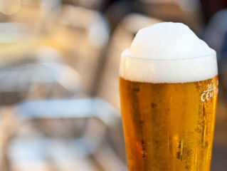 Azul inclui cerveja de graça em menu a bordo