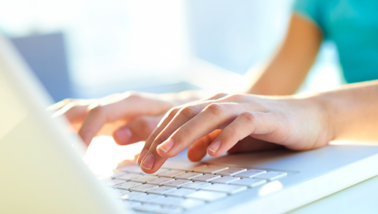 Pesquisa aponta que 85% das micro e pequenas empresas do setor de Turismo vendem pela internet. Crédito: CAU/RS