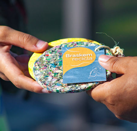 Brinde do Braskem recicla. Experiência sustentável de reciclagem e logística reversa no Rio de Janeiro