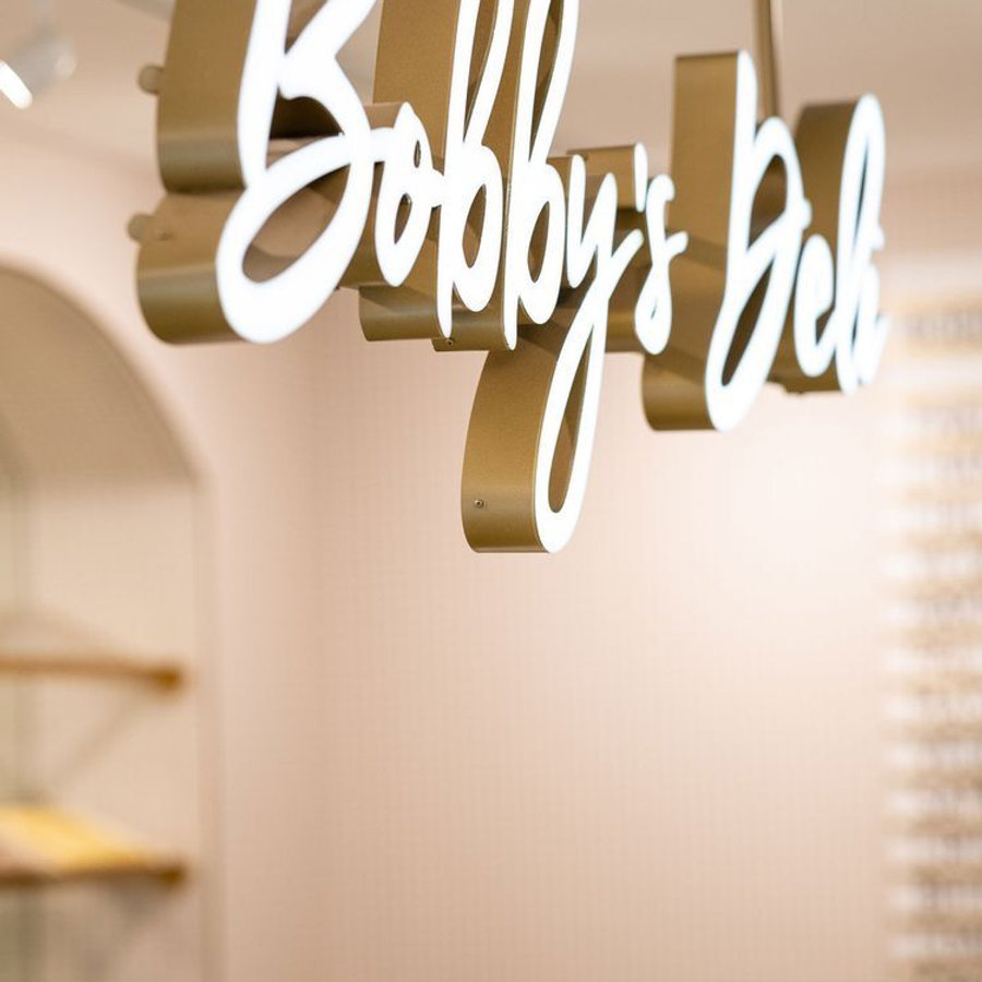 Premium Trimless Facadebogstaver – Fuldendt Butiksbranding