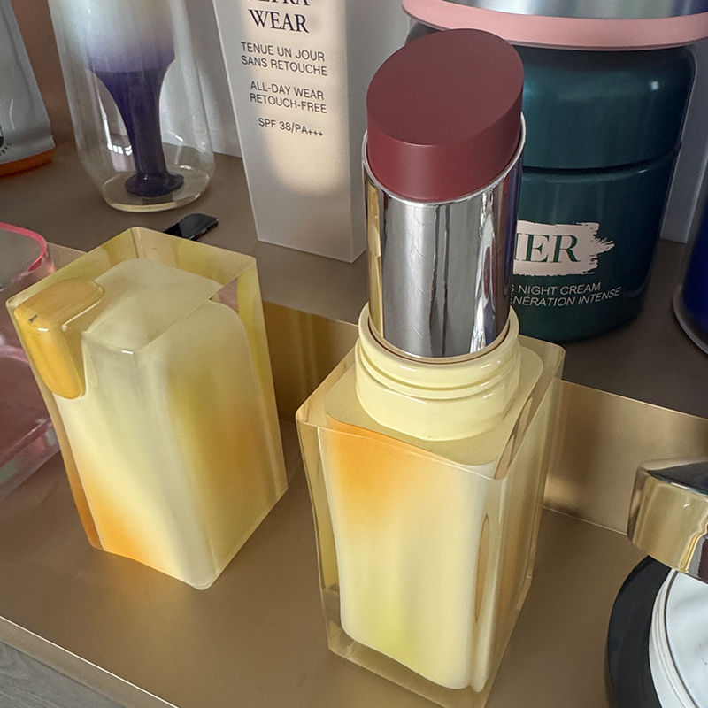 Acrylic Cosmetic  Display Model Giant lipstick prop