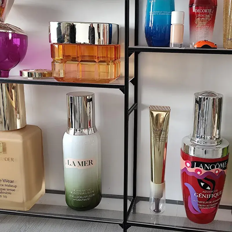 Thumbnail: Cosmetic-Display-Prop