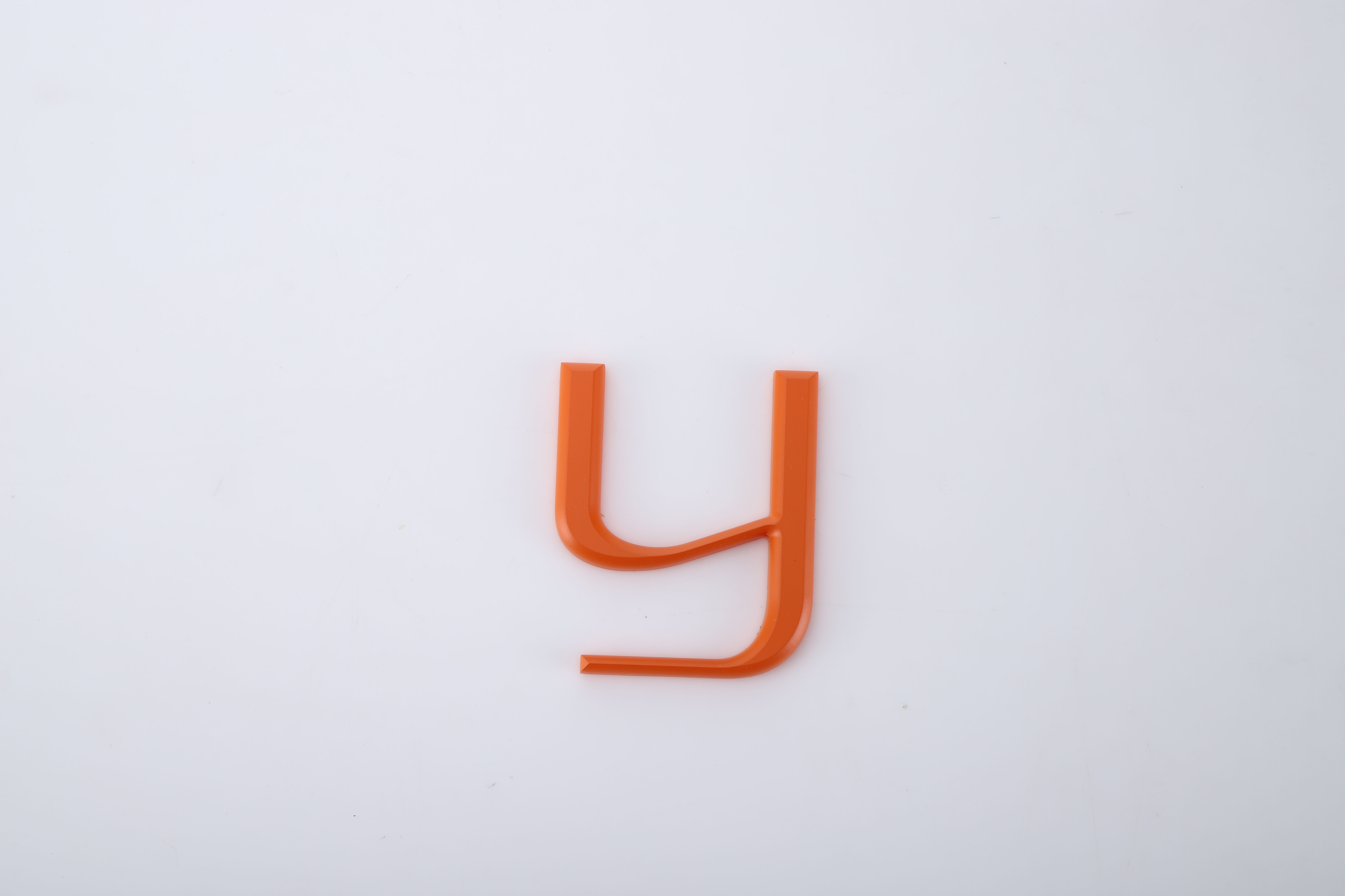 Yijiao Acrylic Cut Letter Laser Cut 3D PMMA Bevel Semi Cut 45° Letter Technique
