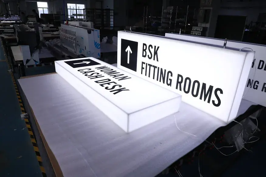 Thumbnail: Waterproof Solid Acrylic Blade Sign Full Lit Acrylic Light Box