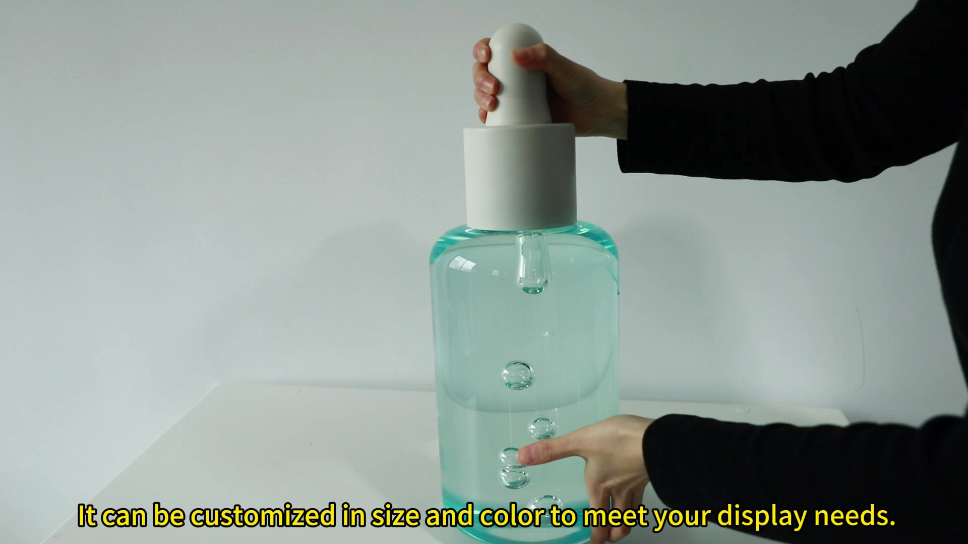 Cosemtic Window Display Prop Makeup Store Display Sculpture