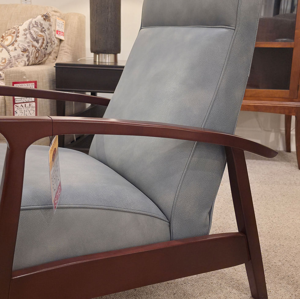 Thumbnail: MotionCraft L5060 Blue Leather Recliner