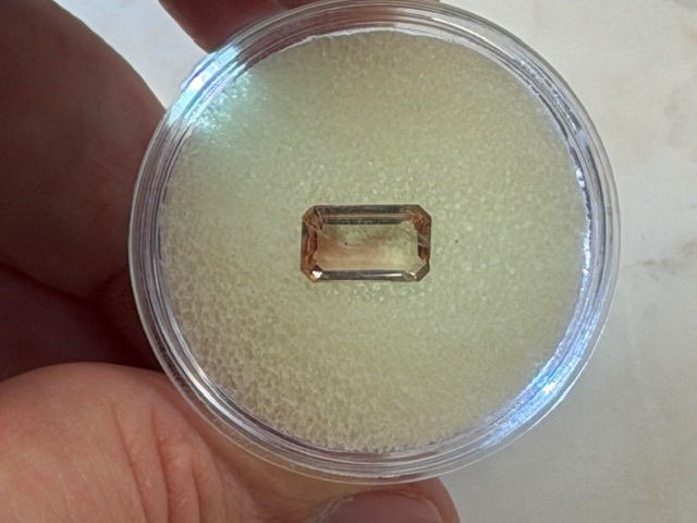 Thumbnail: oregon sunstone