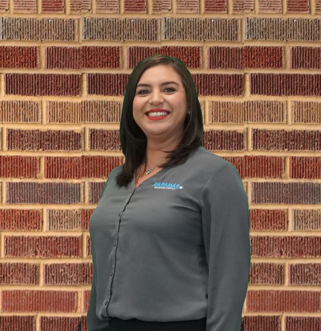 Karina buena.jpg