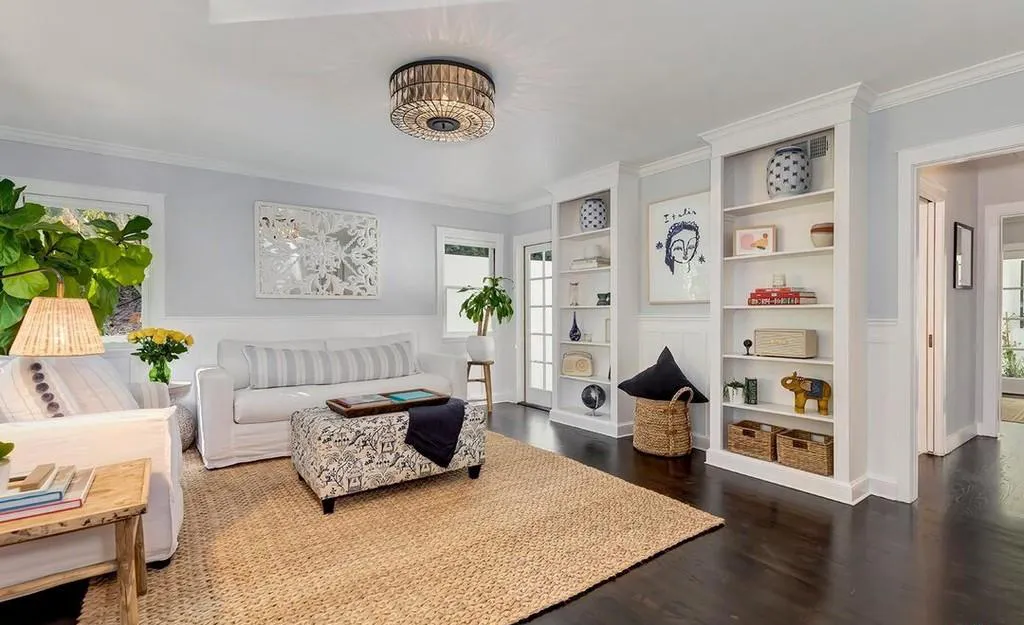 Margot Robbie’s Villa