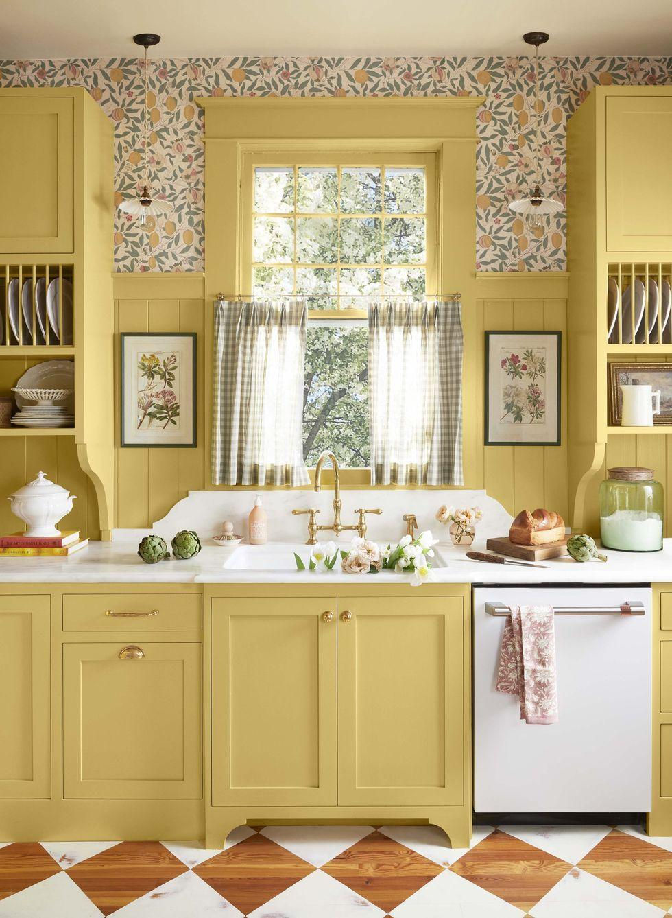 Short Curtains