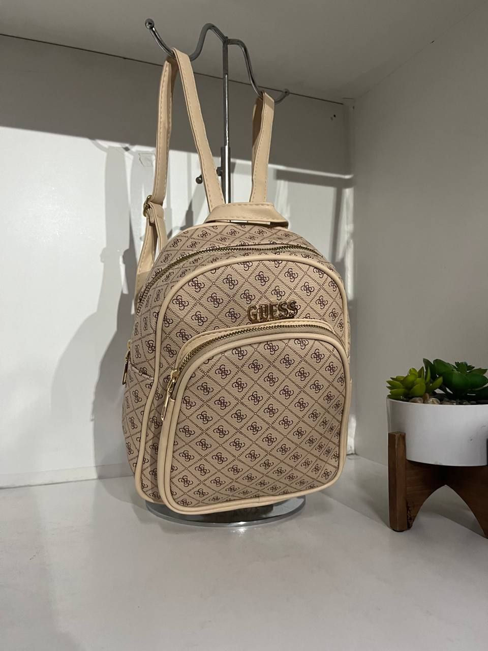 Miniatura: Mochila GUESS