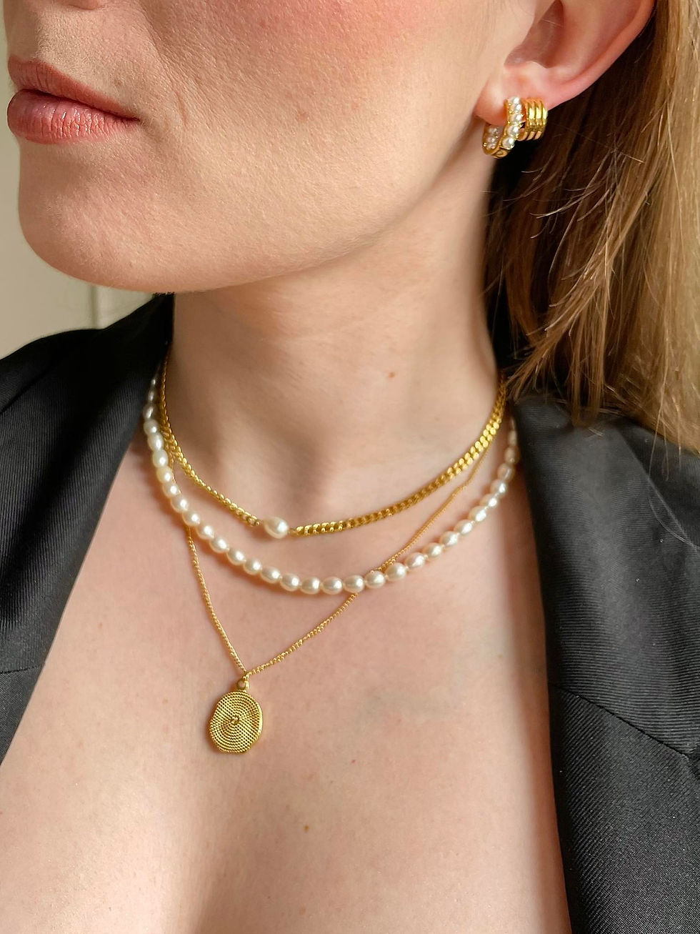 Thumbnail: Chain Pearl necklace
