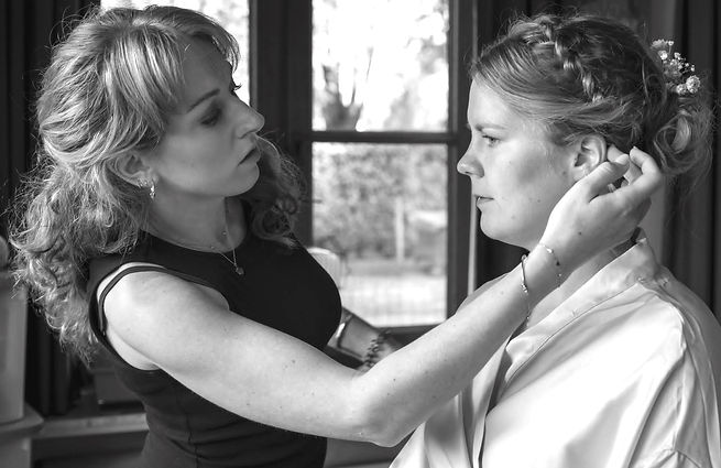 bruids make up 4_edited.jpg