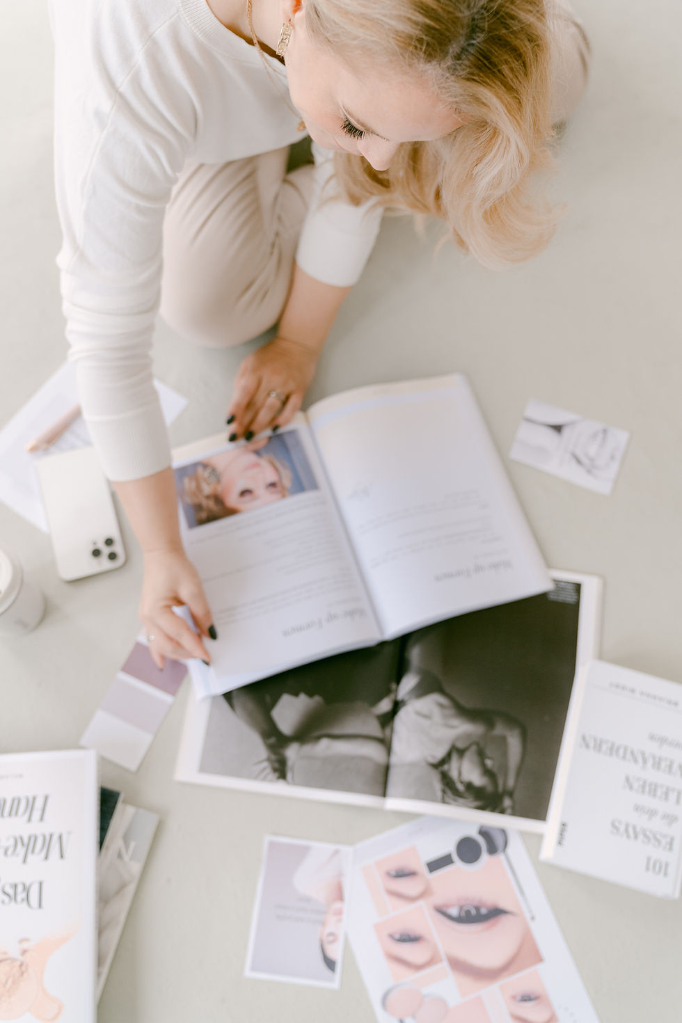 Einblicke in das Make-up Artist Handbuch von Melanie Andreas