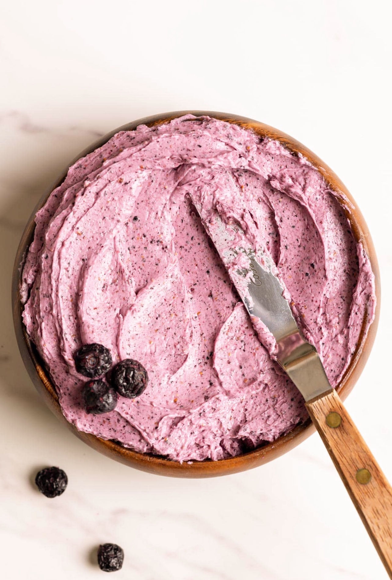 8oz Honey Wild Blueberry Cream Cheese