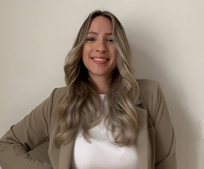 Seeleja Gründerin Alina.jpg