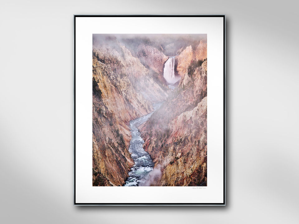 YELLOWSTONE NATIONAL PARK
